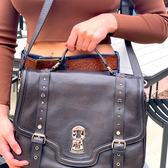 🔥Nwt Laptop bag for women!!! NWT Messina Italian leather messenger bag/comput…